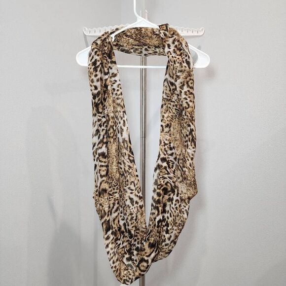Leopard Brown Black animal pattern Scarf - Picture 1 of 4